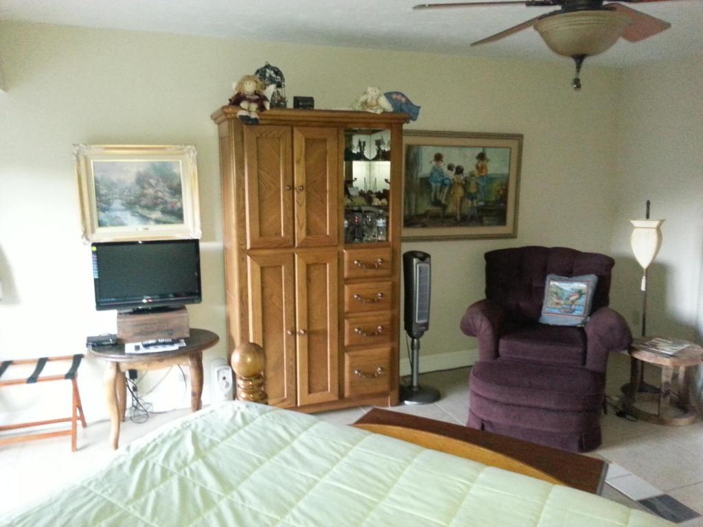 אוקהורסט Yosemite Sierra View Bed & Breakfast חדר תמונה