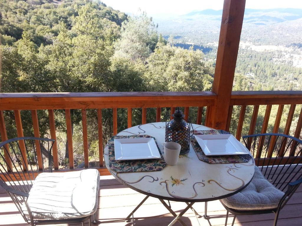 אוקהורסט Yosemite Sierra View Bed & Breakfast מראה חיצוני תמונה