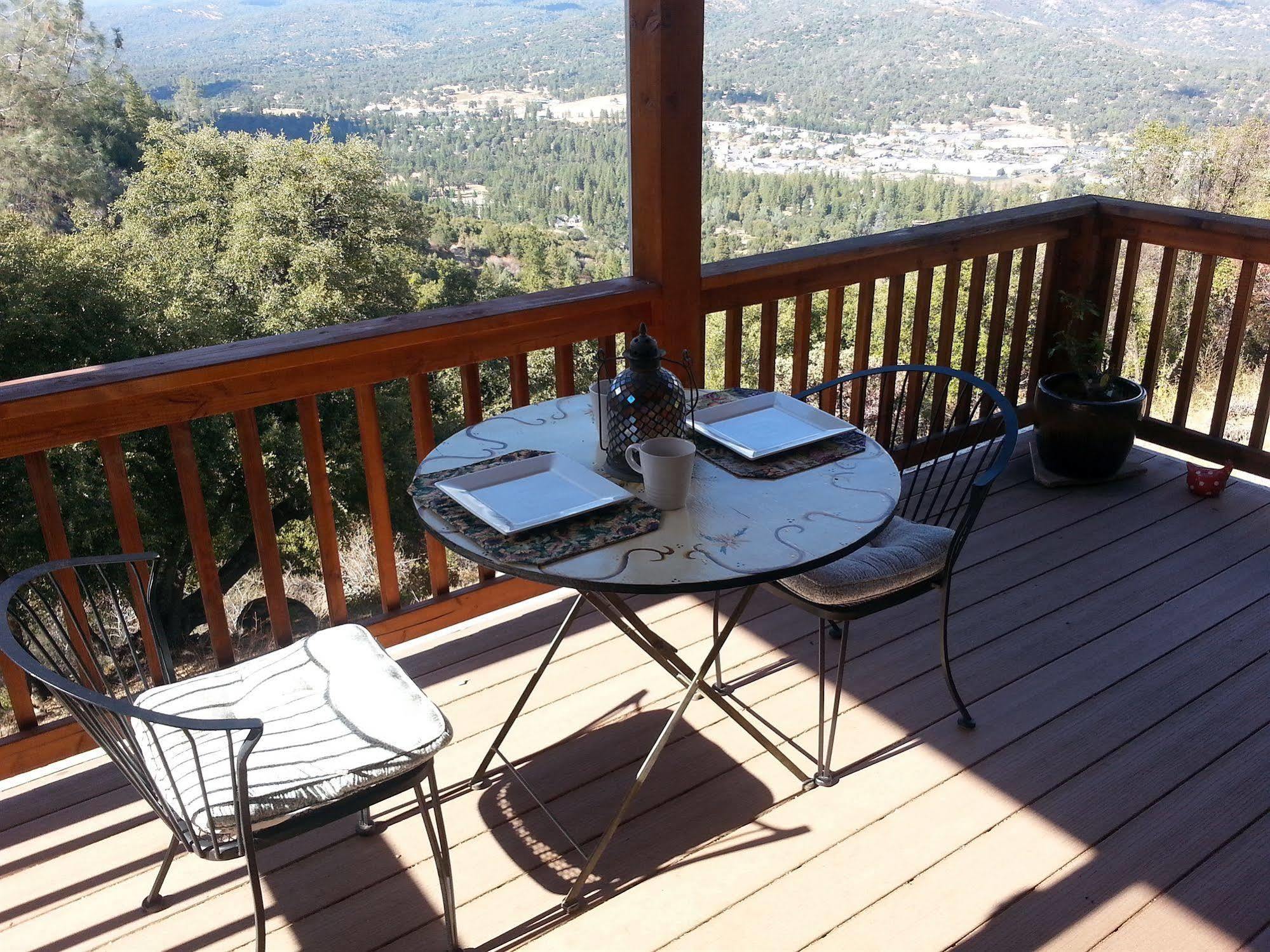 אוקהורסט Yosemite Sierra View Bed & Breakfast מראה חיצוני תמונה
