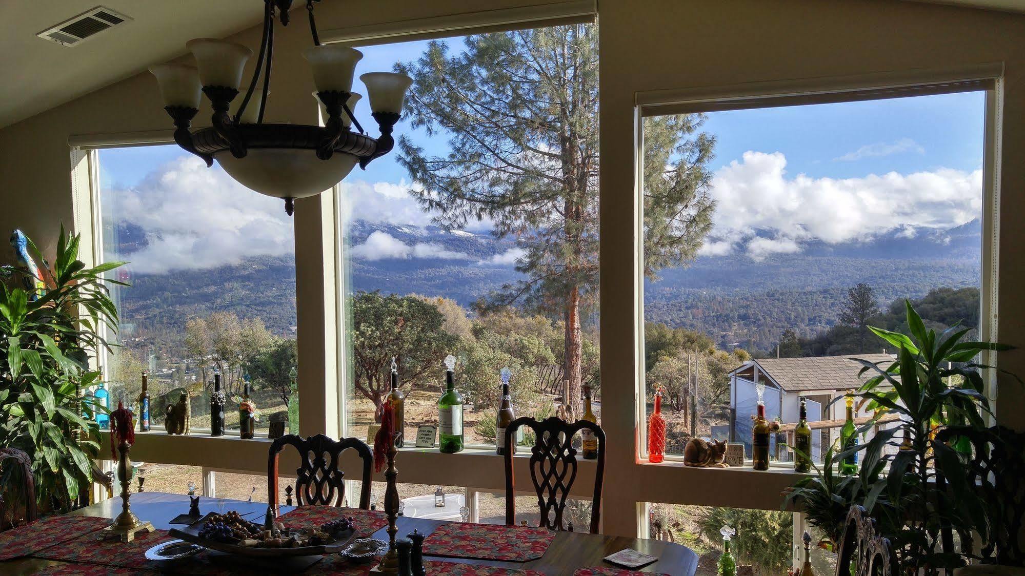 אוקהורסט Yosemite Sierra View Bed & Breakfast מראה חיצוני תמונה